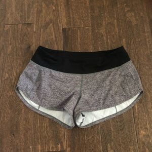 SOLD ** Lululemon speed up shorts 2.5 inches